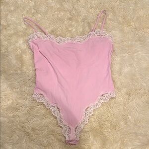 SKIMS LACE TRIMMED BODY SUIT